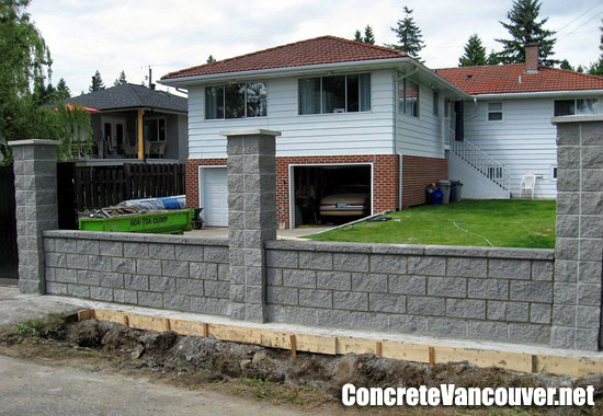 Block retaining walls privacy fence